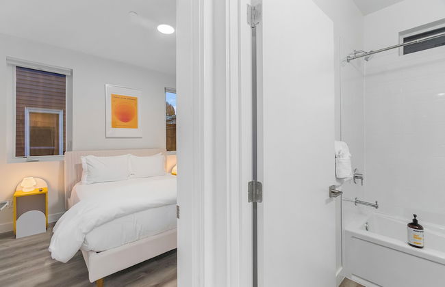 Calm Urban Abode steps to Volunteer Park - Foto 3