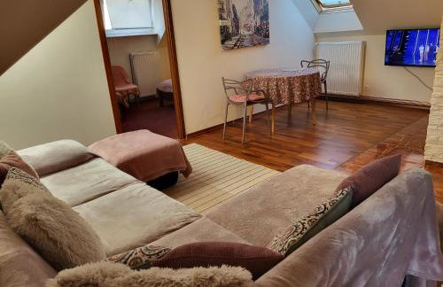 Apartamenty na przedmieściach RADZYMINA z prywatnym parkingiem i ogrodem FAKTURA - Foto 8