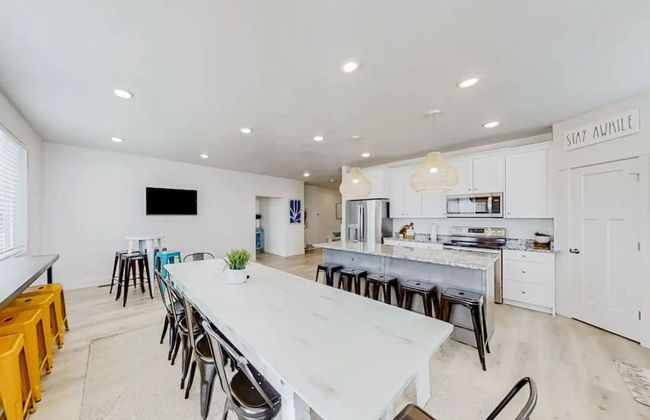 Bear Lake Haus - Luxury Bear Lake Retreat - Photo 6