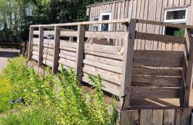 Postwood Gardens Balmoral Country Cabin - Photo 2