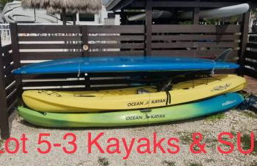 Tiny Home on Waterfront, Bay Views, Deck, Pool - Photo 27