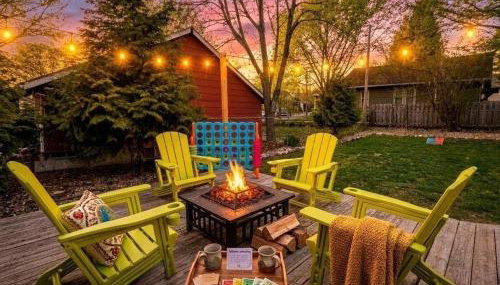 HeartOfRockfrd/NEXPlayground/IndoorHotTub/GameRoom - Foto 4