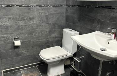 2 Zi Ferienwohnung mit schöner Aussicht und mit Balkon bis zu 5 Personen in Loßburg, Schwarzwald - Foto 10