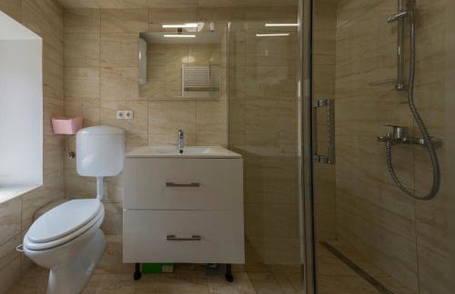 Krka Waterfalls - Photo 10