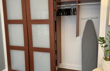 3-Story Townhome Free Parking Private Patio Washer-Dryer - Foto 48