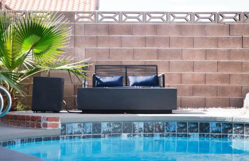 VEGAS OASIS CLOSE 2 STRIP! Private Hot tub & Heated Pool - Foto 27