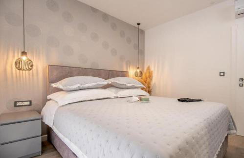 Luxury Villa Oriolus, heated pool, sauna, Split - Photo 33