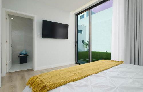 Ocean Pearl - Deluxe OceanView Heated Pool - Photo 25