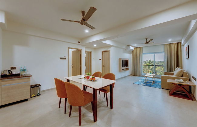 The Fern Habitat Candolim Goa - Foto 9