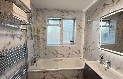 Cosy and comfy 4-bed house in Burnham Slough Near Legoland and Winsdor Castle - Foto 37