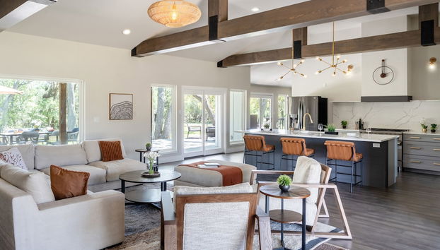 Upstay - Farmhouse on 10 Acres w Pool-tennis-games - Foto 3, Habitación