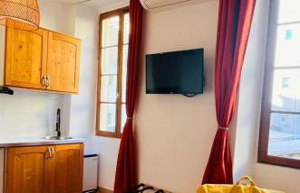 Studio rénové climatisé tout confort - Lit Queen size - emplacement idéal près des plages - Photo 11