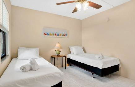 Relaxing Ocean Condo Steps from the Beach - Foto 17