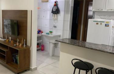 Apto em Ubatuba divisa com a Praia de Itagua e facil acesso as praias fica ao lado do Atacado Tenda na rodovia Rio Santos - Foto 11