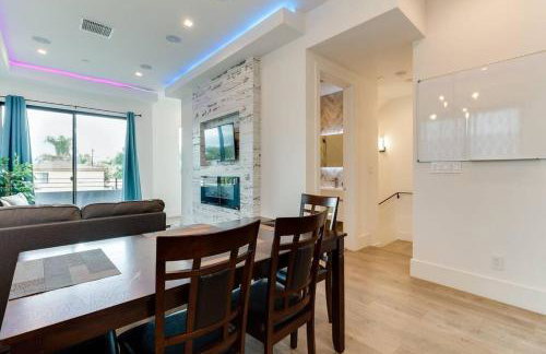 Luxury Modern 4 bedroom 3 Bath Home With Rooftop Deck #3 - Foto 20
