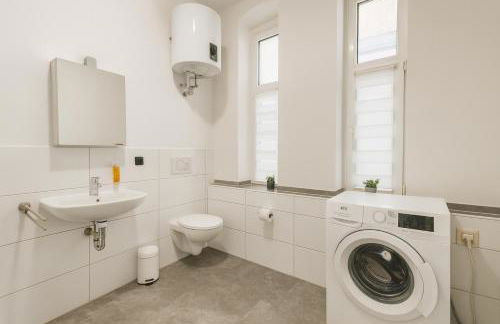 RAHA Apartments - Ihr komfortables Zuhause - HBF - Vollausgestattet - Privat Parkplatz - Foto 13