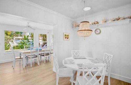 Pink Palm Bungalow - Foto 16