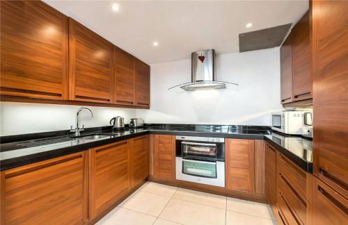 Hobart Home, spacious 2-bed flat in Pimlico - Photo 10