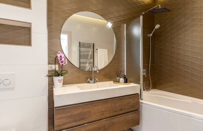 Sophisticated Oasis Residence Villa With Pool - Foto 20