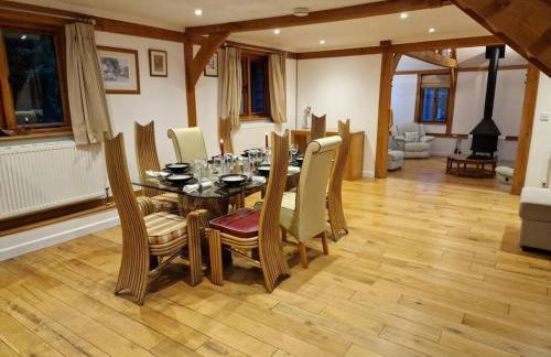 The Barn New Forest Free Paddle boarding & free Zip wire. - Foto 7