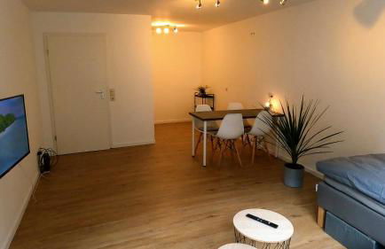 Helle offene Innenstadtwohnung mit Balkon - Foto 1