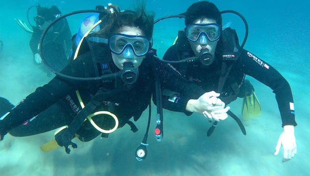 Beginner's Scuba Dive in Tarragona - Photo 2
