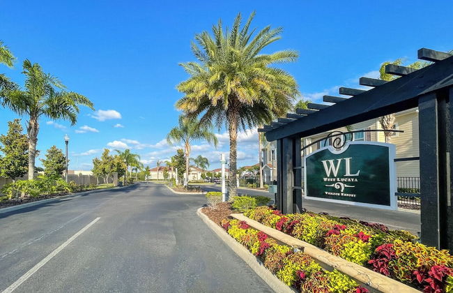 Moana's Hut Miles From World's Best Theme Parks! - Foto 34