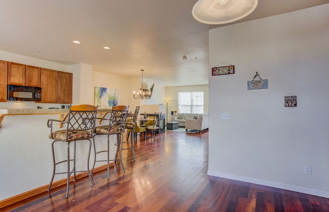 Urban Practicality! 3 Beds, Patios & Dog Friendly - Photo 17