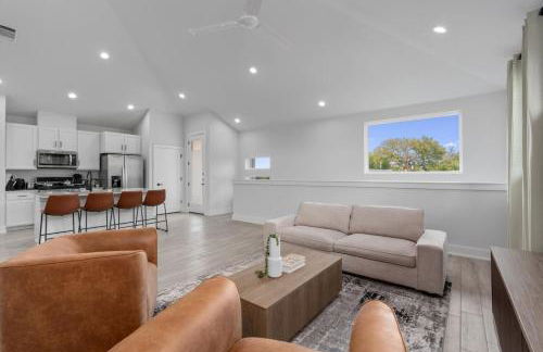 Mega Sized Luxury - Up to 24 Ppl - Downtown Access - Foto 16