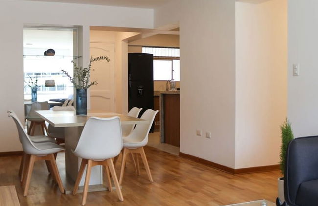 w Classy 2BR With City View in Miraflores - Foto 4