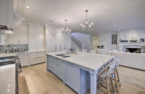 Shelter Island Retreat with Outdoor Pool! - Foto 18