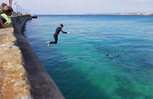 Hidden Gem near the beach with pool table - Foto 39