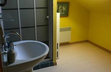 Peaceful, comfortable retreat with pool - Foto 45