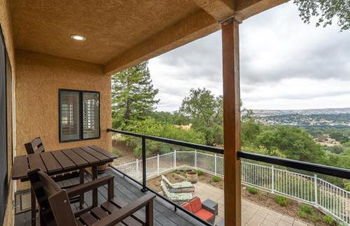 Mid-Mod Hilltop Retreat Views & Local Wildlife - Foto 60