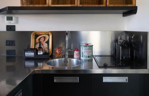 BASTIA RF Stylish Renovated Suite Apartment Scalo Romana Up to 4 Guests Milan Olympics - Foto 4