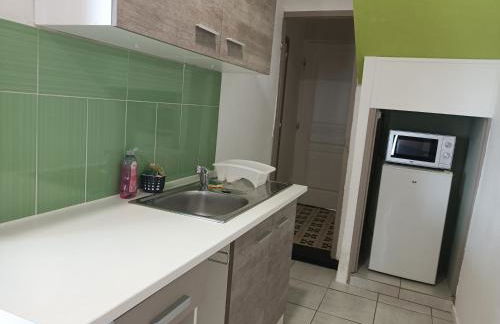 Grand studio climatisé proche du centre mais au calme - Foto 7