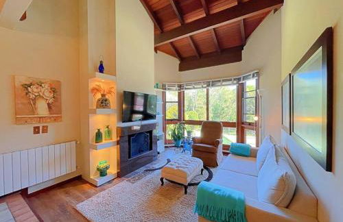 Aconchegante apto 3 dorm. com piscina aquecida - Foto 6