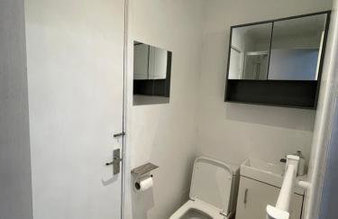 Newly refurbished modern 2 bedroom flat - Foto 9