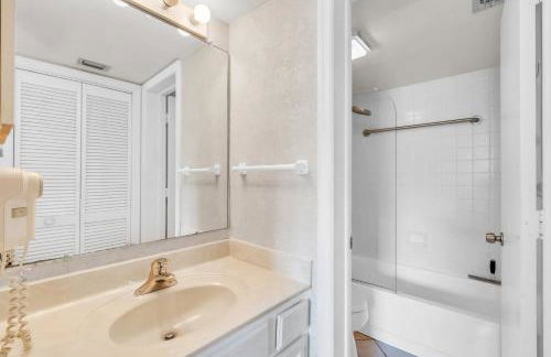 Enit Unit -Close to Elevator and Pool Views - Foto 22