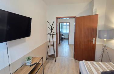 FeWo 5 Personen, Nähe Bahnhof, WLAN,Balkon - Photo 12