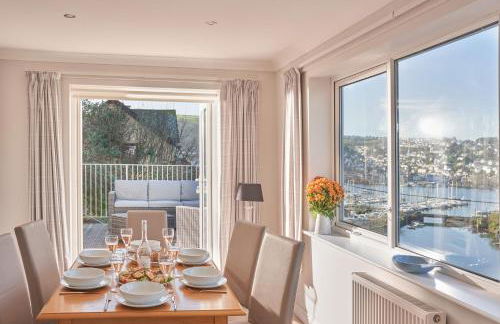 Port Side - Boutique Home with Outstanding River Views - Foto 3