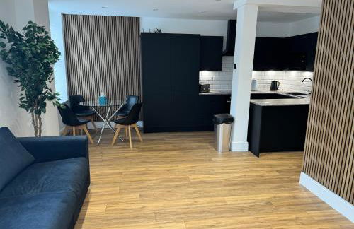 Stylish 2 Bedroom Coastal Apartment near Crosby Beach & Liverpool - Foto 7