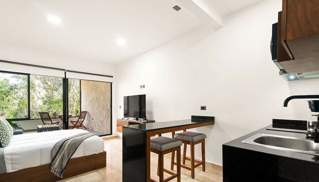 Spacious Loft w Garden View Pool Jacuzzi GYM - Foto 5, Habitación