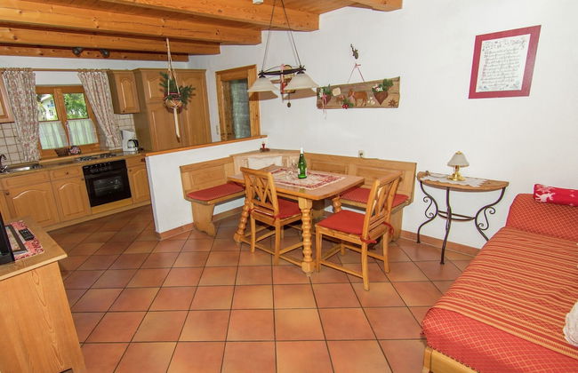 Charming Holiday Home Near the Bavarian Alps - Photo 26