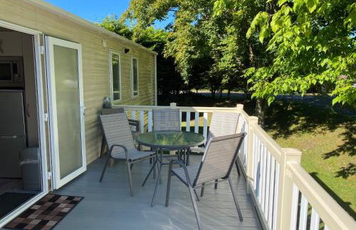 Tranquil Retreat at River Valley Country Park - Photo 25