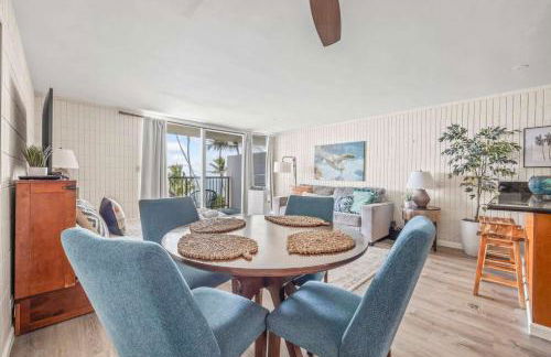 Condo on Beach with AC - Photo 4