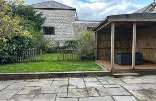 CLIFTON BANK - Characterful & Cosy Home in Buxton, Peak District - Photo 30