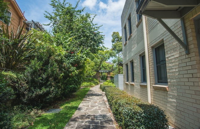 Designed Home Of Ultimate Convenience In Gordon - Foto 21