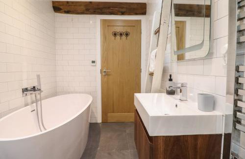 The Old Cartshed Yr Hen Gwt Cart - Photo 17