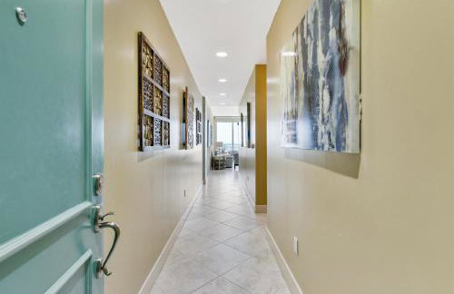 XL Terrace, Lazy River, I-O Pools, Game Room, Spa, Beach, Luxury 2-2 Penthouse! - Foto 47
